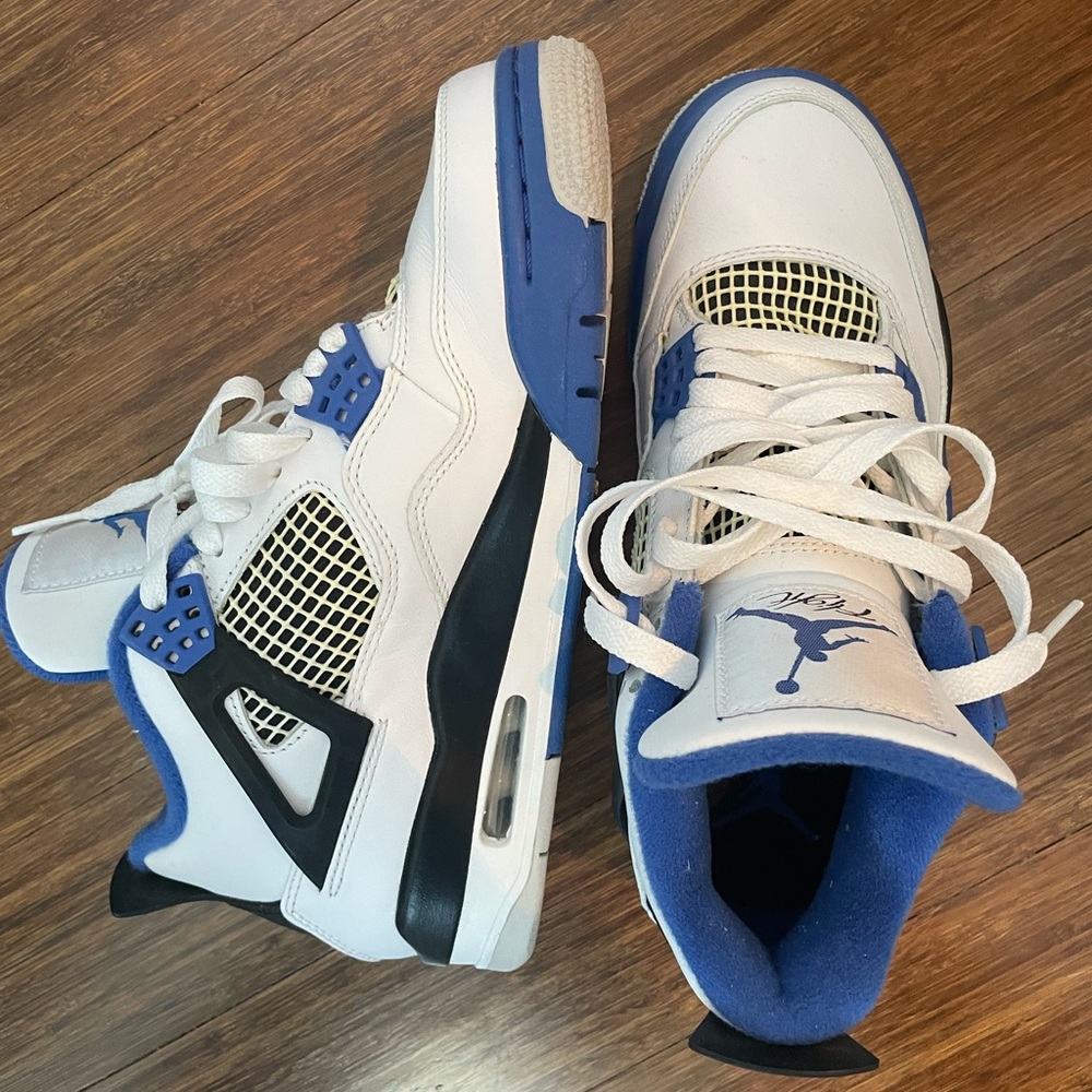 Blue, white, yellow Jordan Flights